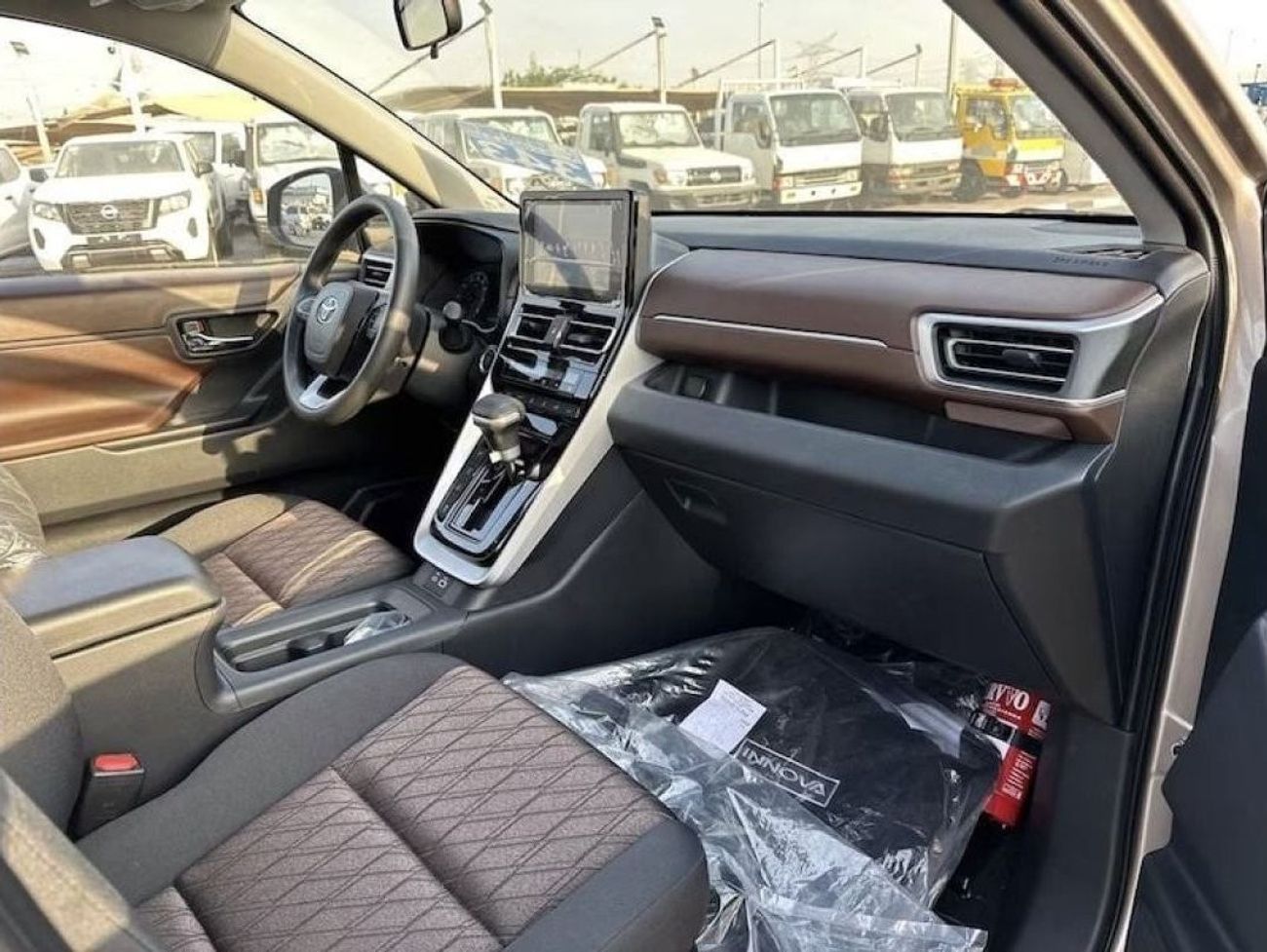 Toyota Innova TOYOTA INNOVA 2.0L FWD PETROL MINIVAN 2024