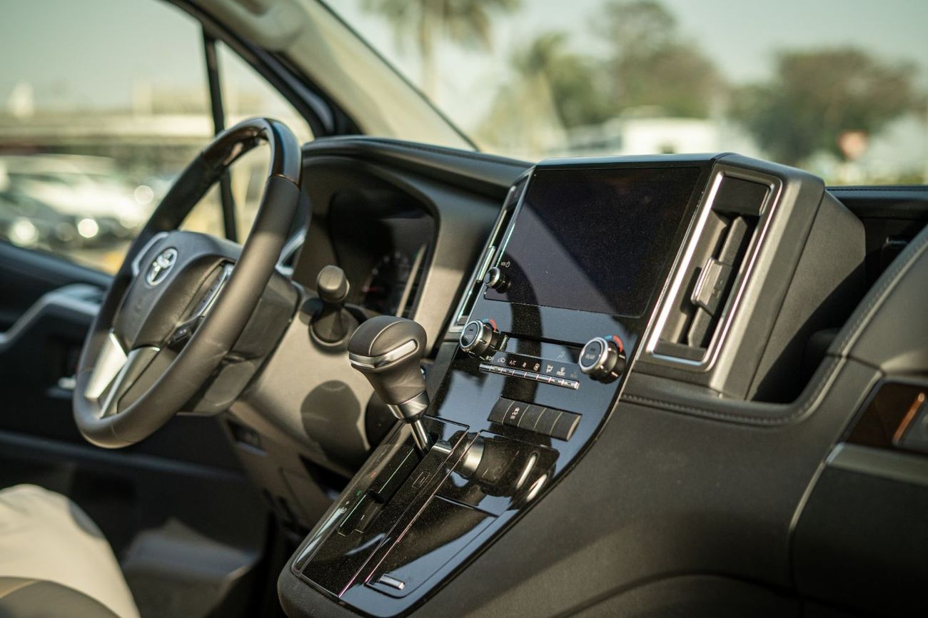 Toyota Granvia Premium V6 3.5L Petrol 2025YM