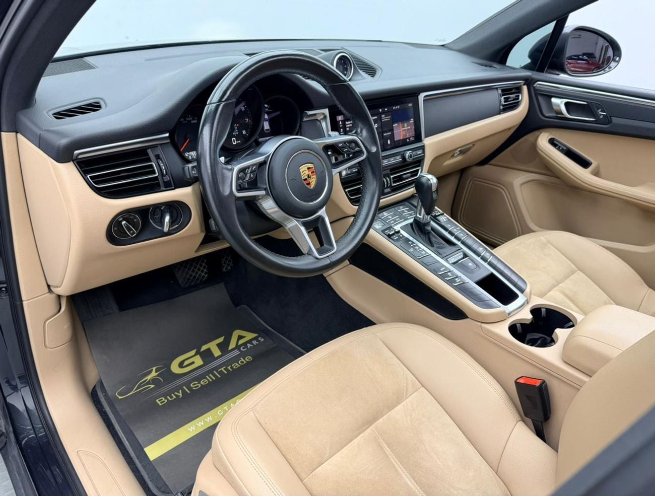 Porsche Macan STD 2020 Porsche Macan, Porsche Warranty+Full Service History, Full PPF, GCC Specs