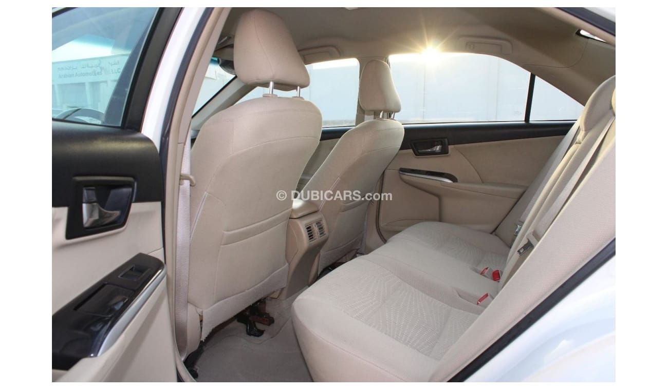 Toyota Camry Toyota Camry 2017, GCC, in excellent condition, No. 2 accidents, very clean from inside and outside