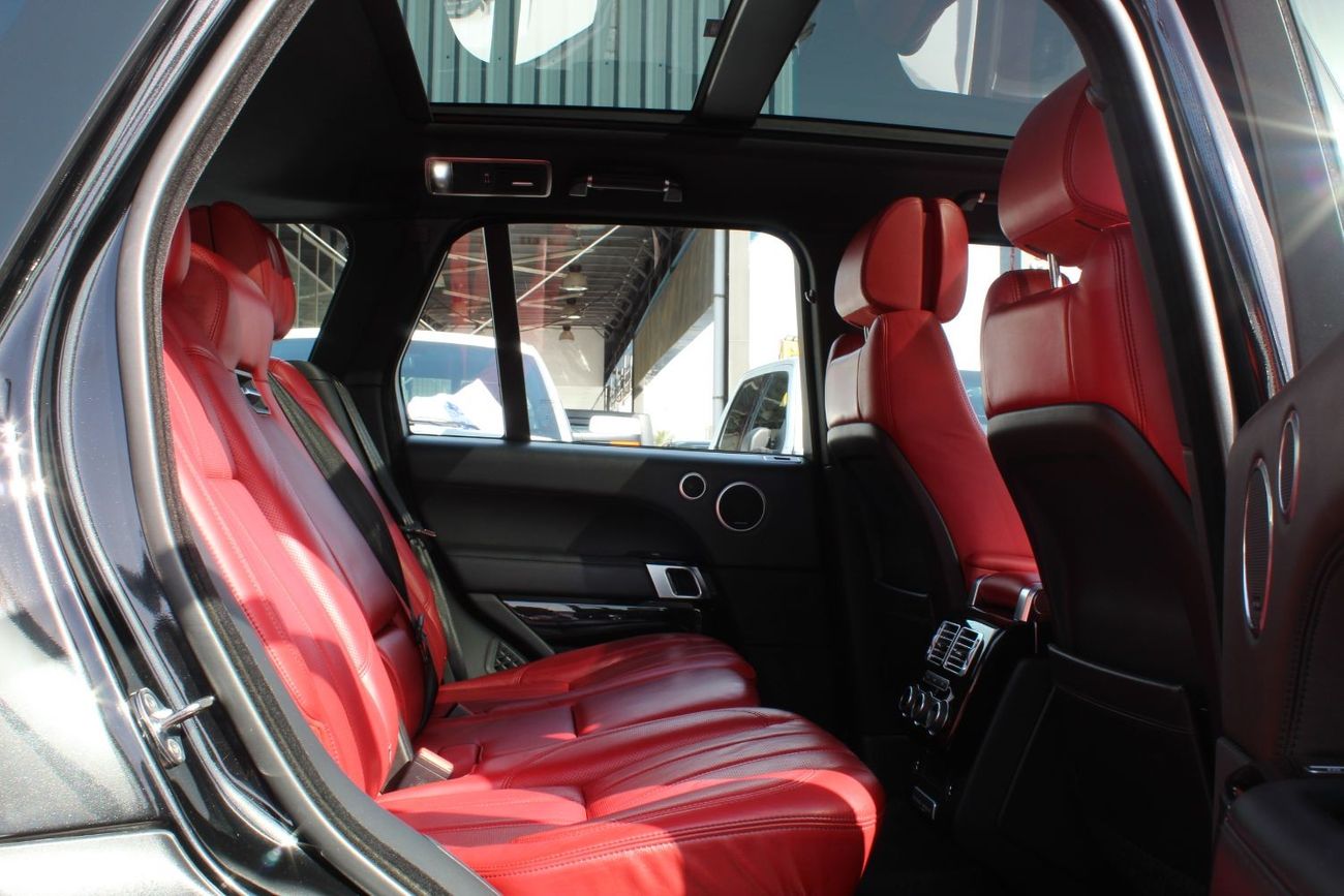 Land Rover Range Rover GCC MINT IN CONDITION