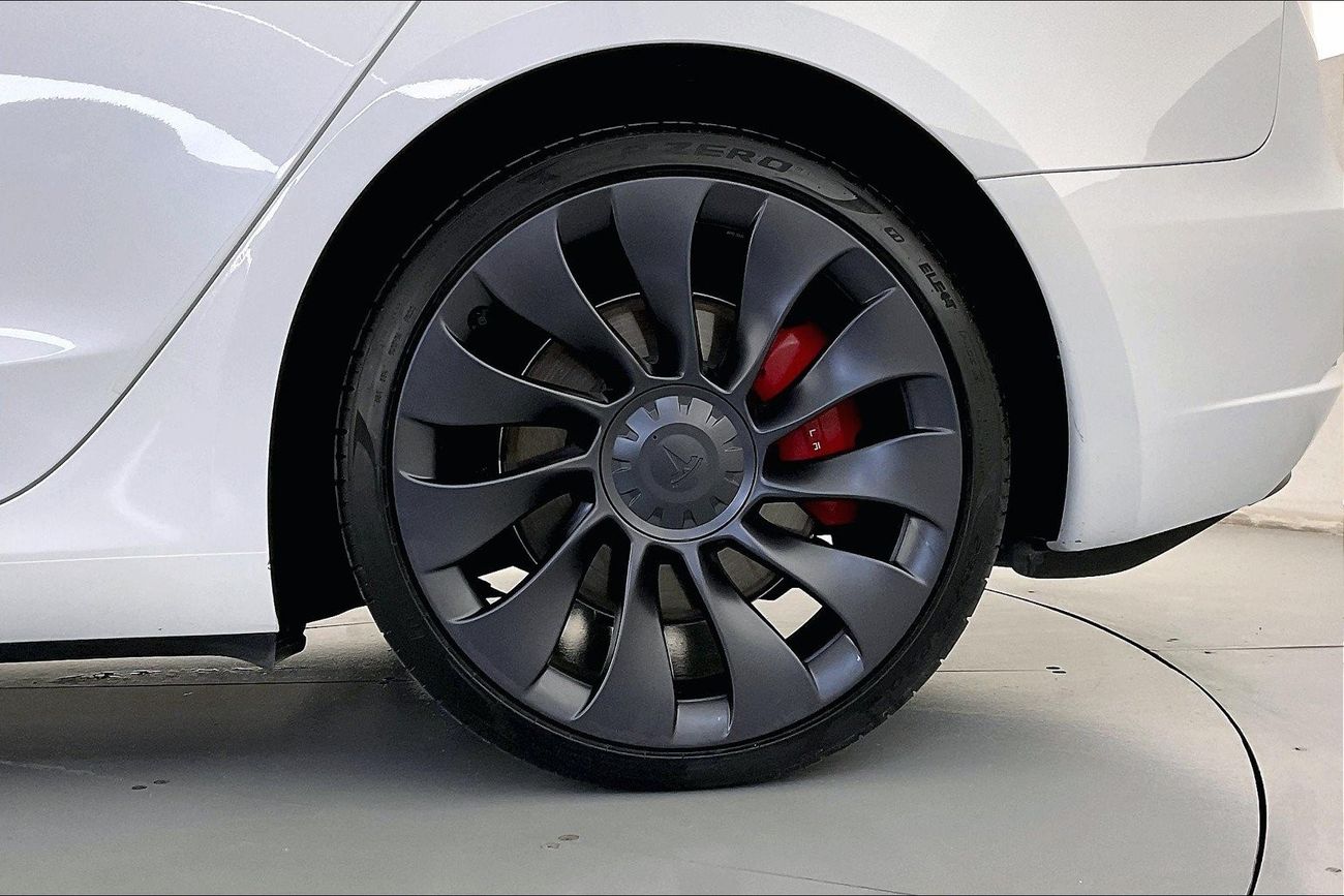 Toyota Corolla Cross XL| 1 year free warranty | Exclusive Eid offer