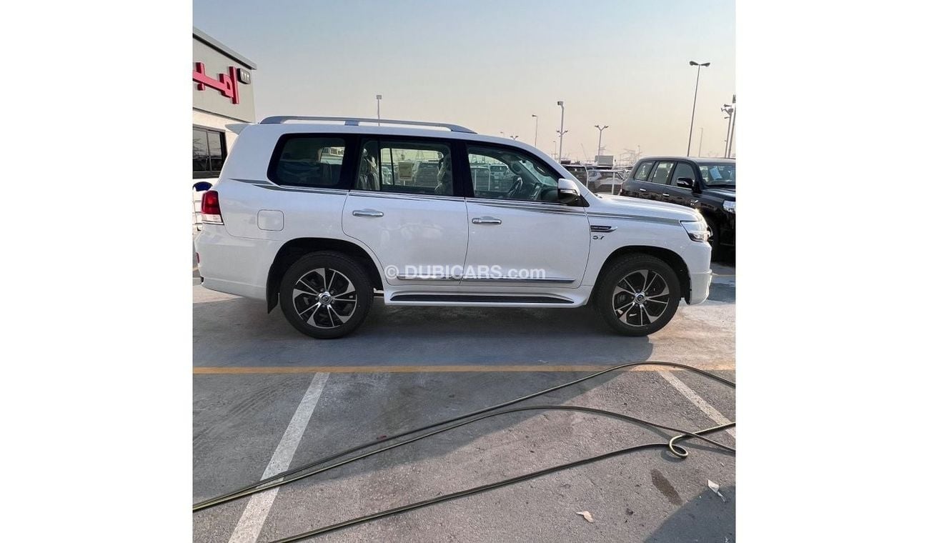 Toyota Land Cruiser VXR