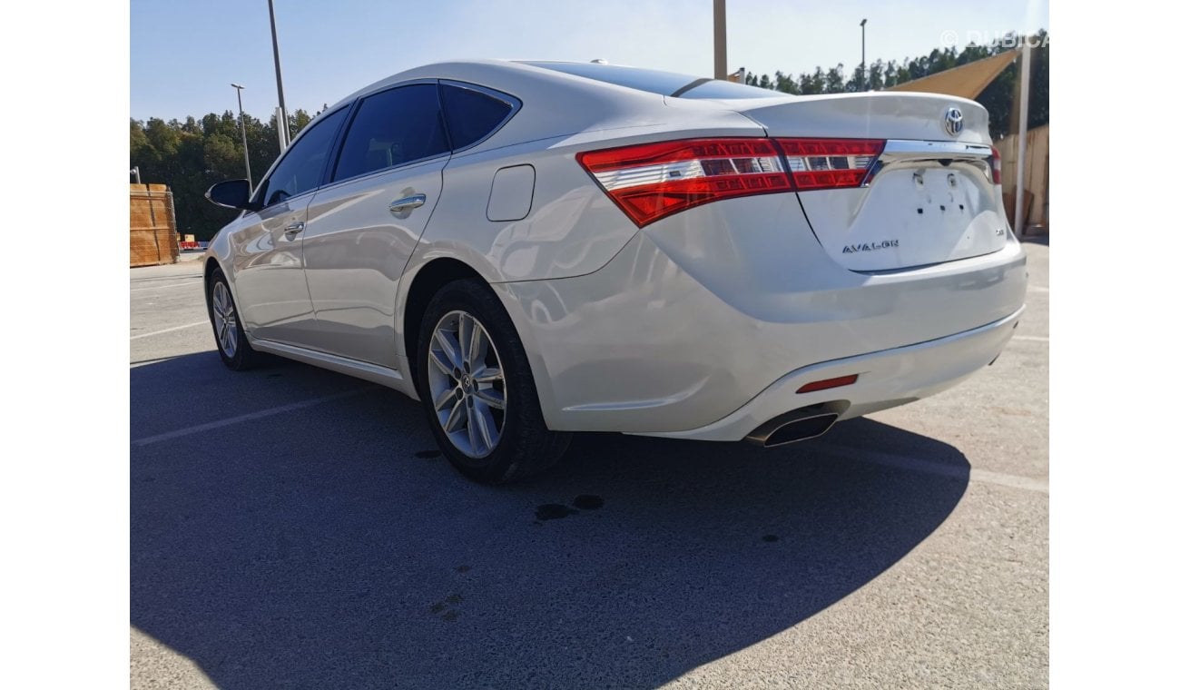 Toyota Avalon Toyota avalon 2015 full options good condition