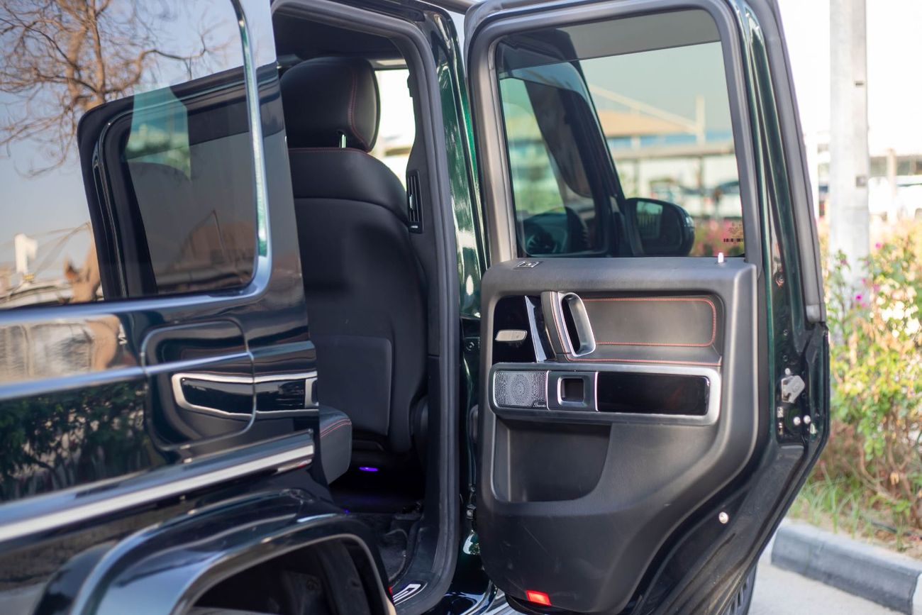 مرسيدس بنز G 550 2019 Mercedes-Benz G550. Equipped with a strong 4.0L V8 Biturbo engine, advanced 4MATIC AWD, and a p
