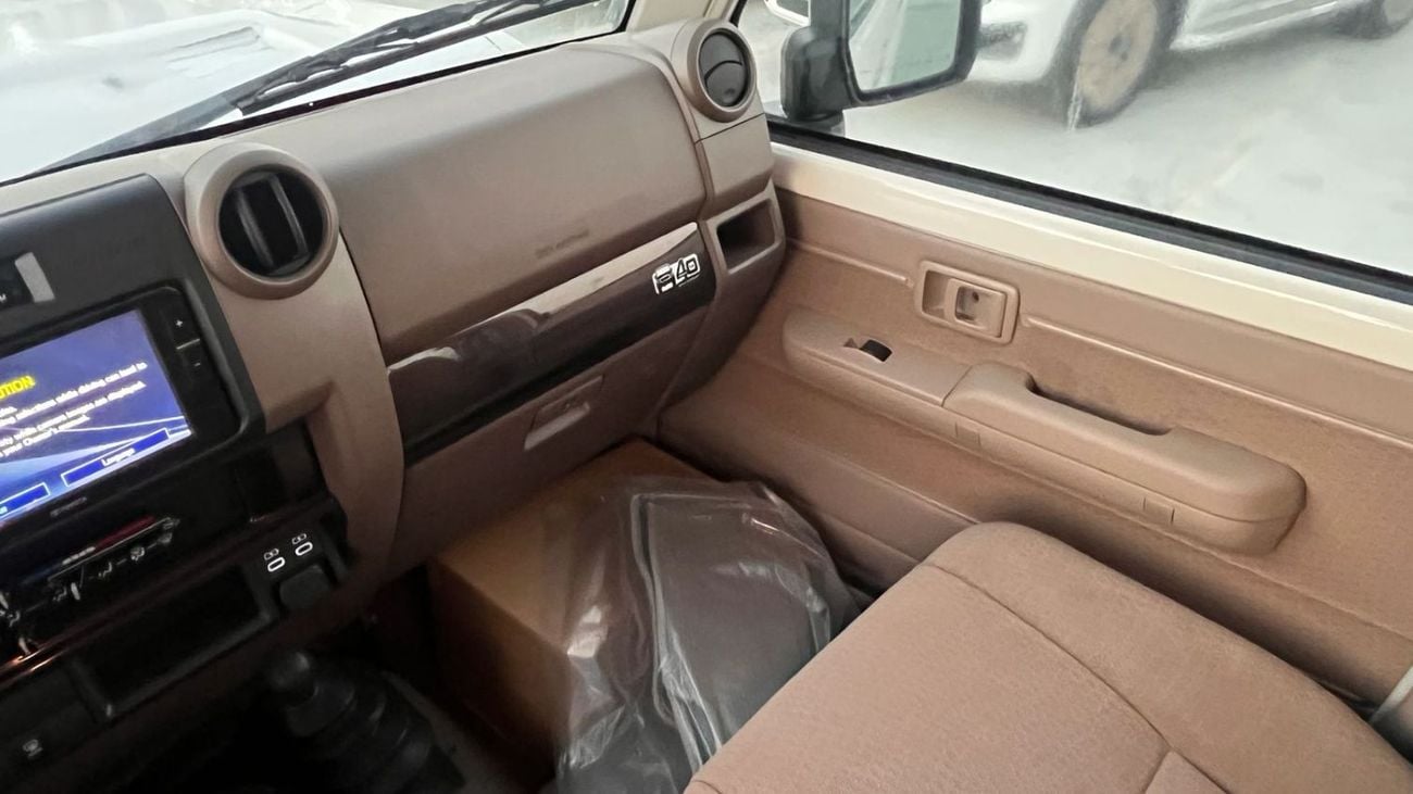 Toyota Land Cruiser Pickup 70