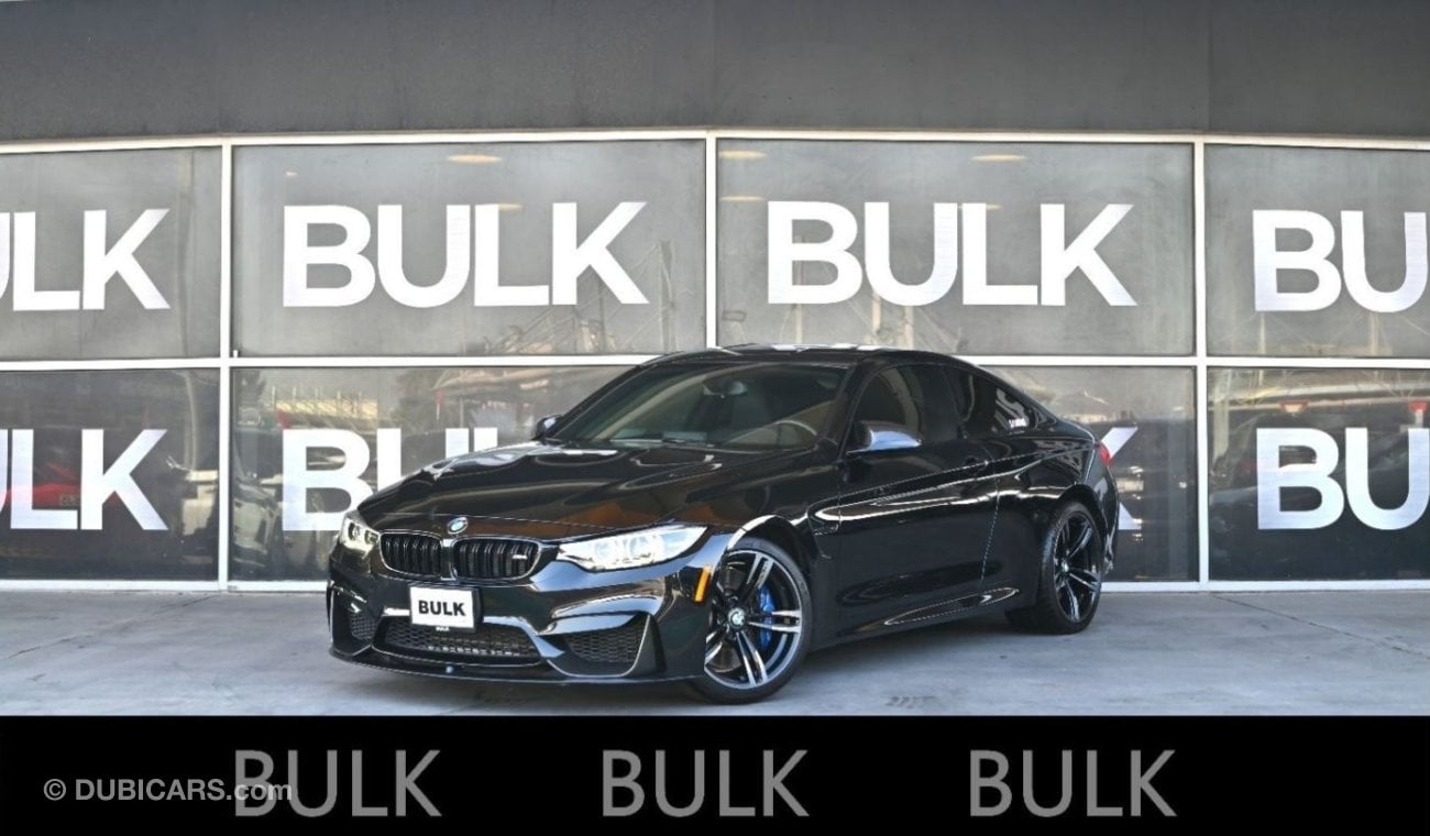 BMW M4 BMW M4 Competition -Carbon Fiber-Original Paint -Under Warranty - AED 4,189 Monthly Payment - 0 % DP