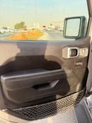 Jeep Wrangler Unlimited Sahara 2.0L A/T