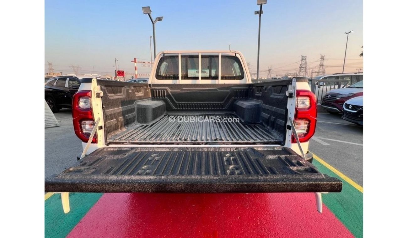 تويوتا هيلوكس T- Hilux 2.7 Petrol 4x4 A/T 2023 White color