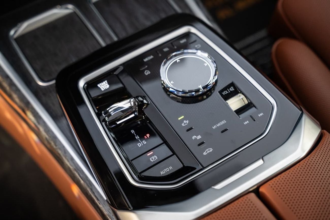 BMW 735i M SPORT INDIVIDUAL
