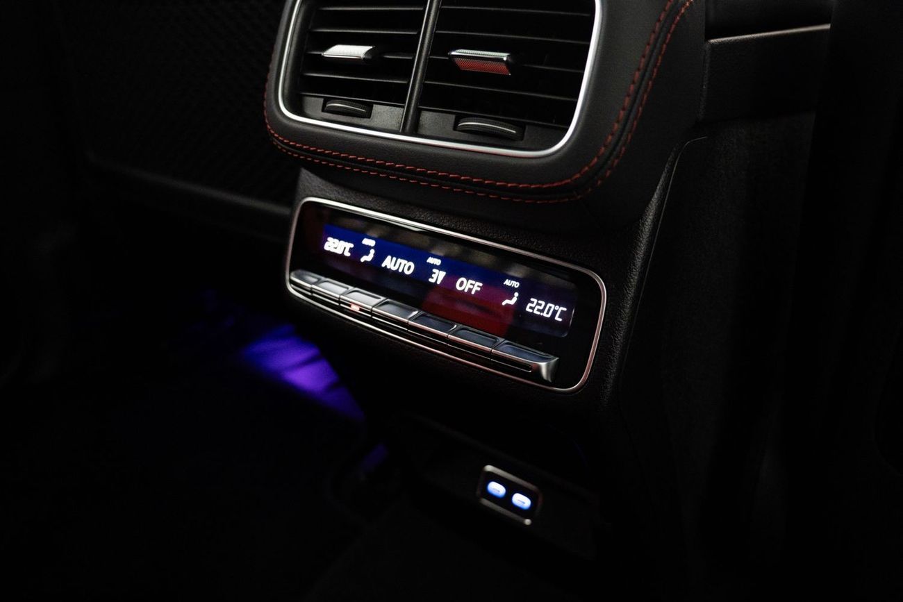 Mercedes-Benz GLE 53 AMG AMG / Full Mercedes Service History / Mercedes Warranty