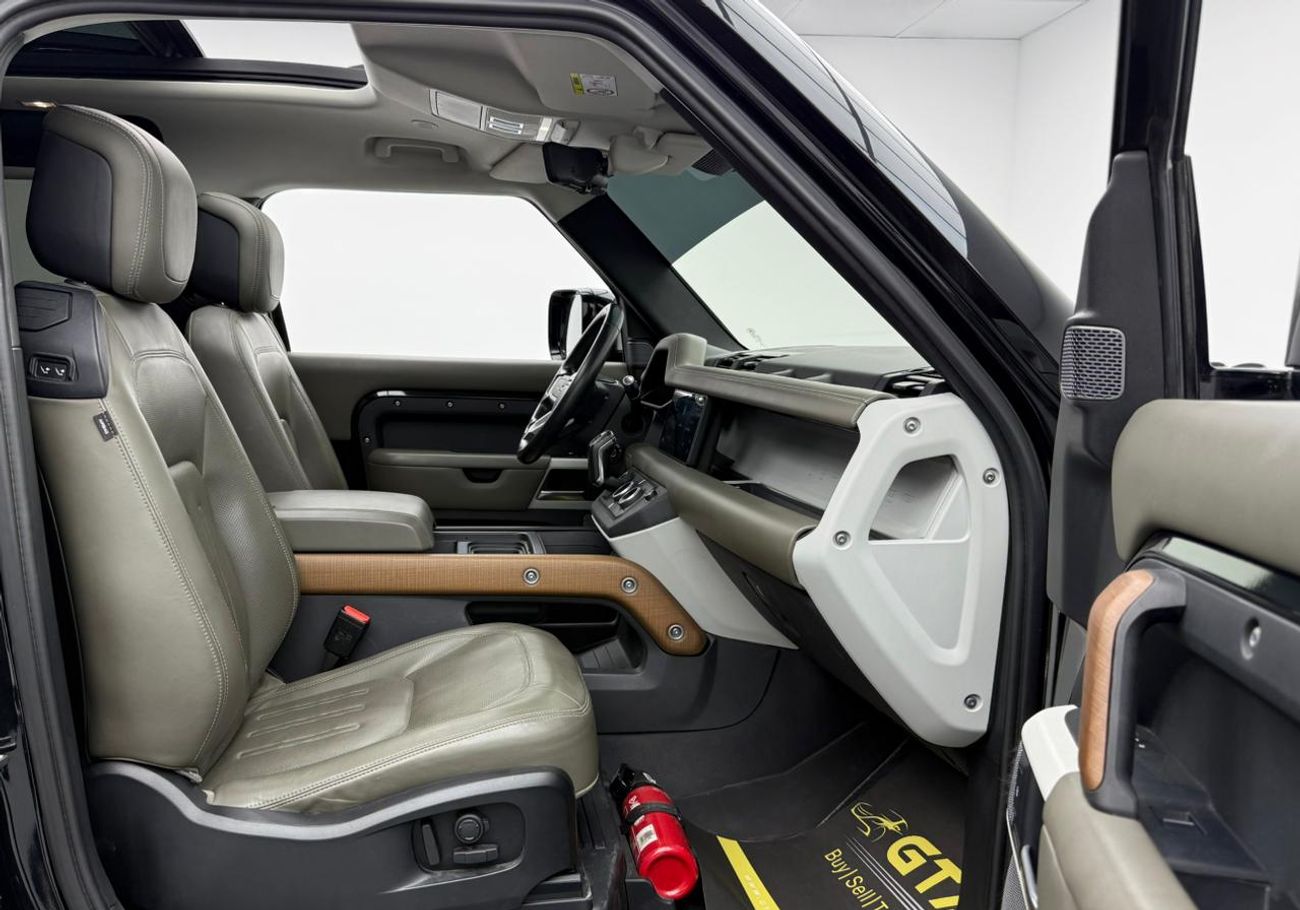 Land Rover Defender P400 90 HSE 3.0L (5 Seater) 2021 Land Rover Defender P400 ,Agency Warranty+Full Service History ,Ful