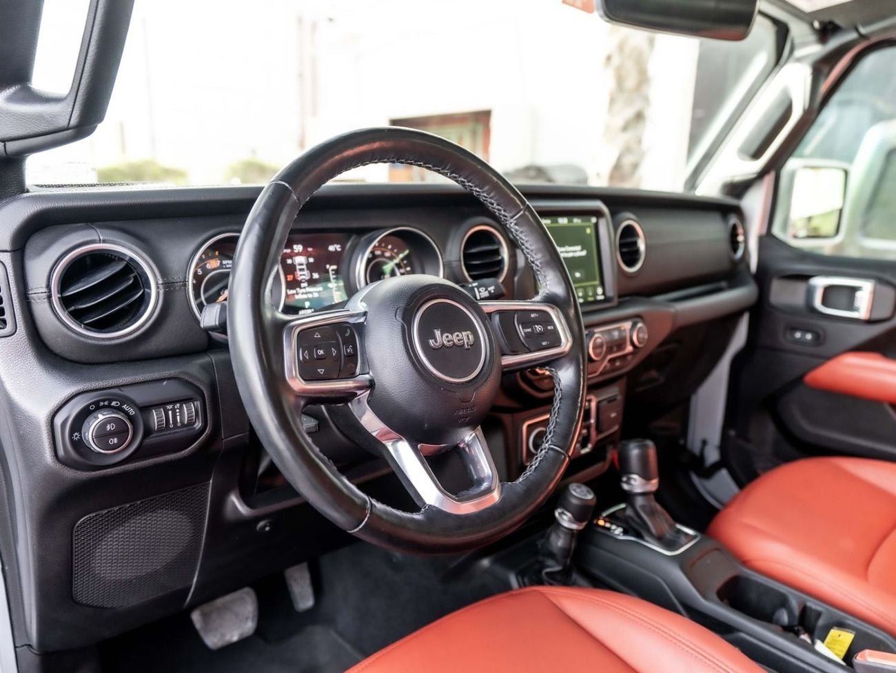 Jeep Wrangler SAHARA