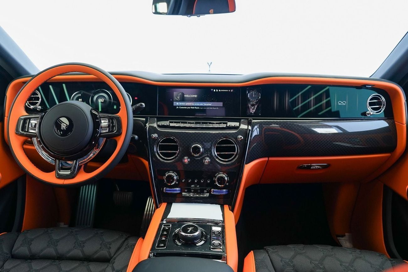 Rolls-Royce Cullinan BLACK BADGE