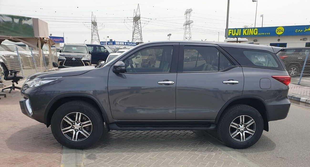 Toyota Fortuner 2.7L 4WD PETROL (USED)