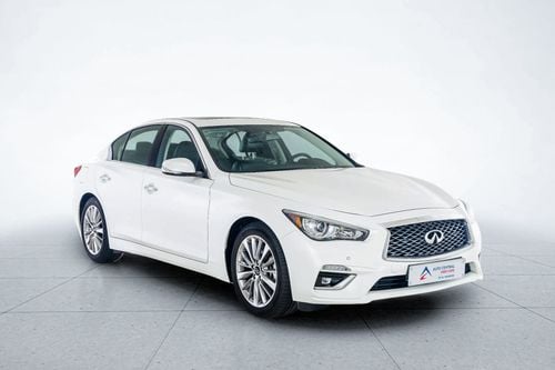 Infiniti Q50 LUXE 3.0