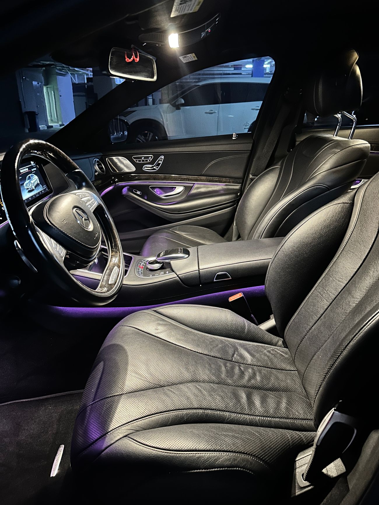 مرسيدس بنز S 550