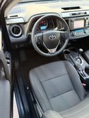 Toyota RAV4 VXR 2.5L XLE Sunroof, leather seats