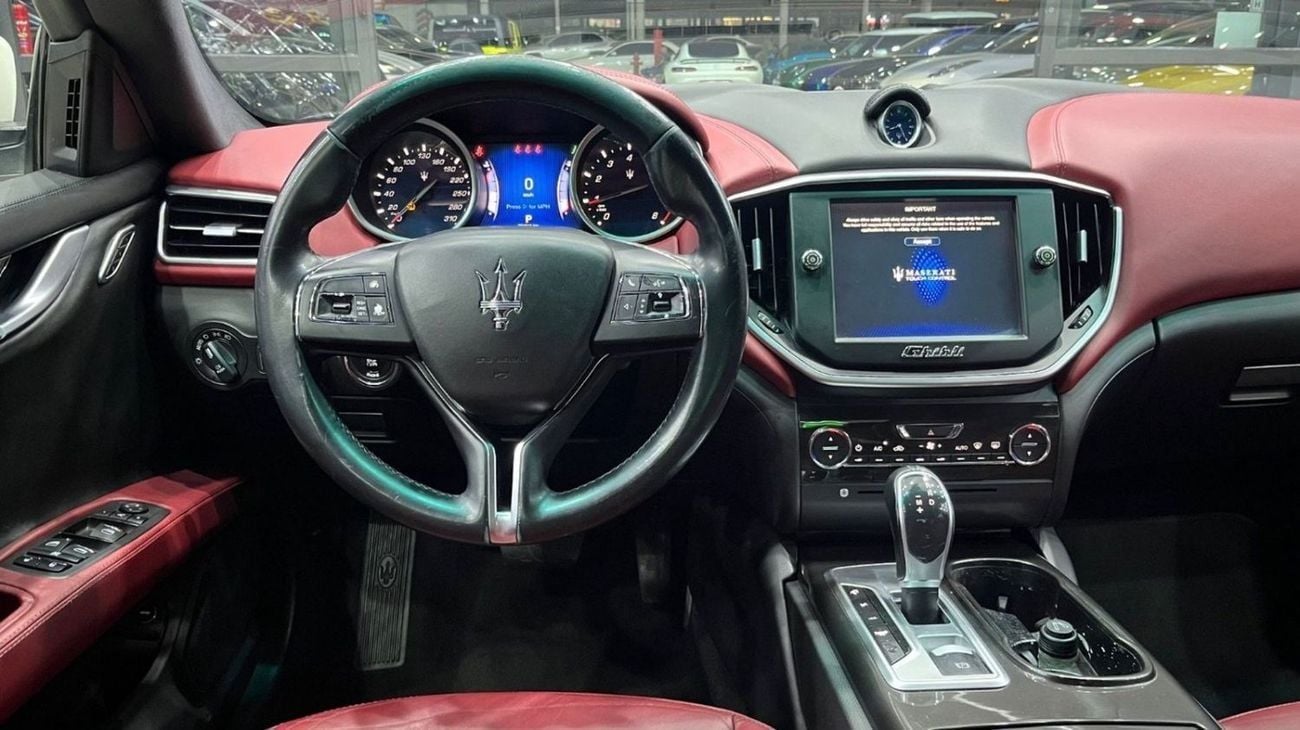 مازيراتي جيبلي STD Maserati Ghibli 2015