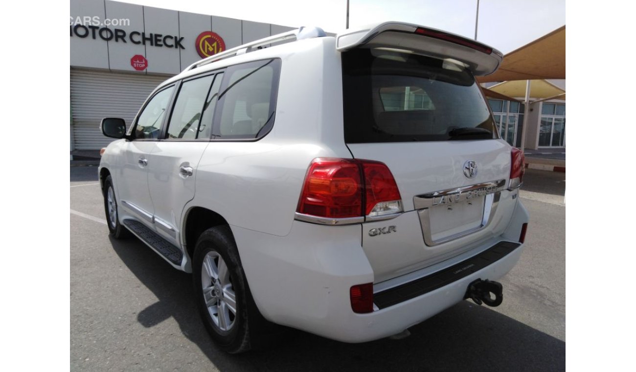 Toyota Land Cruiser gcc very celen car