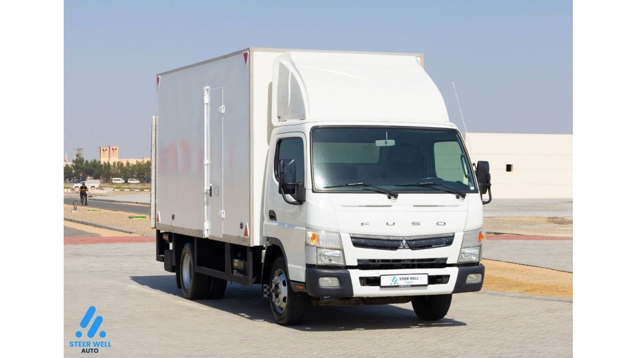 ميتسوبيشي فوسو كانتير 2022 Closed Box with Tail Lift - Short Chassis - Diesel MT - Low Mileage - GCC