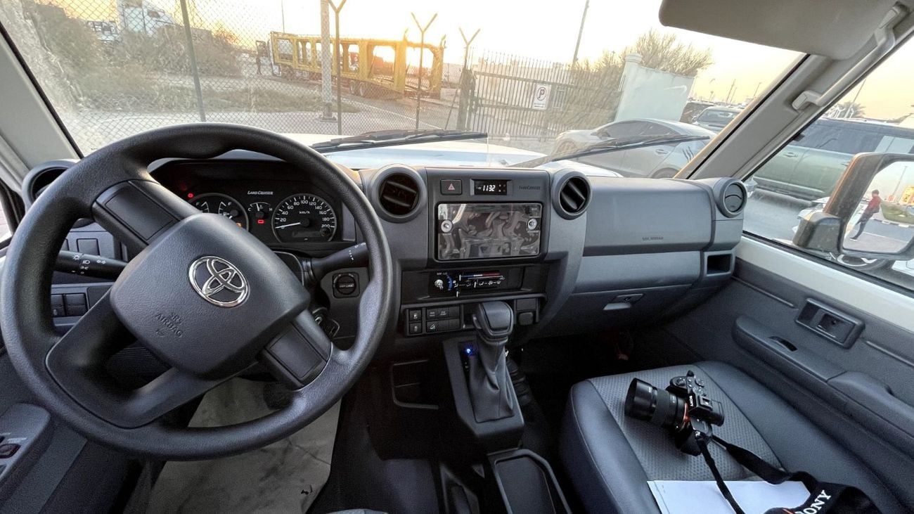 Toyota Land Cruiser Pick Up 79 SC 2.8L T/Diesel A/T 2025YM