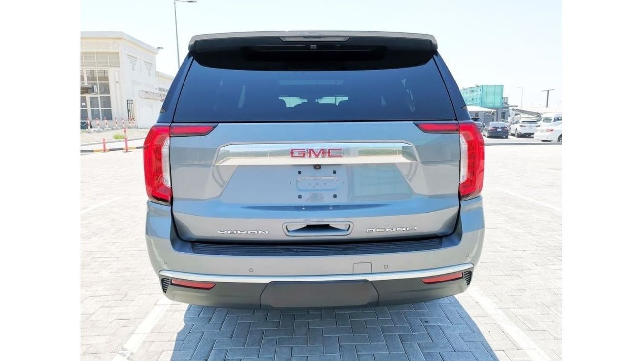 GMC Yukon GMC Denali Diesel - 2022 - Silver