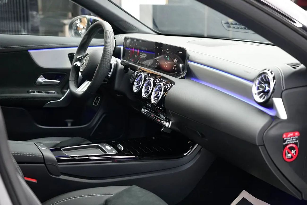 Mercedes-Benz CLA 250 Summer Offer | 200 | GCC 0km | Agency Warranty | AMG Line