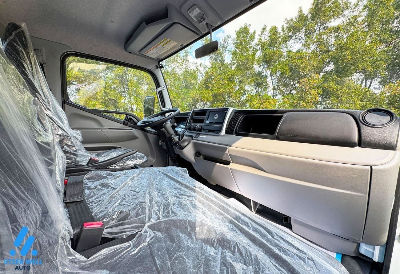 ميتسوبيشي فوسو كانتير 2024 Short Cargo Euro 5 / 3.0L RWD Diesel / Like New Condition / Book Now!