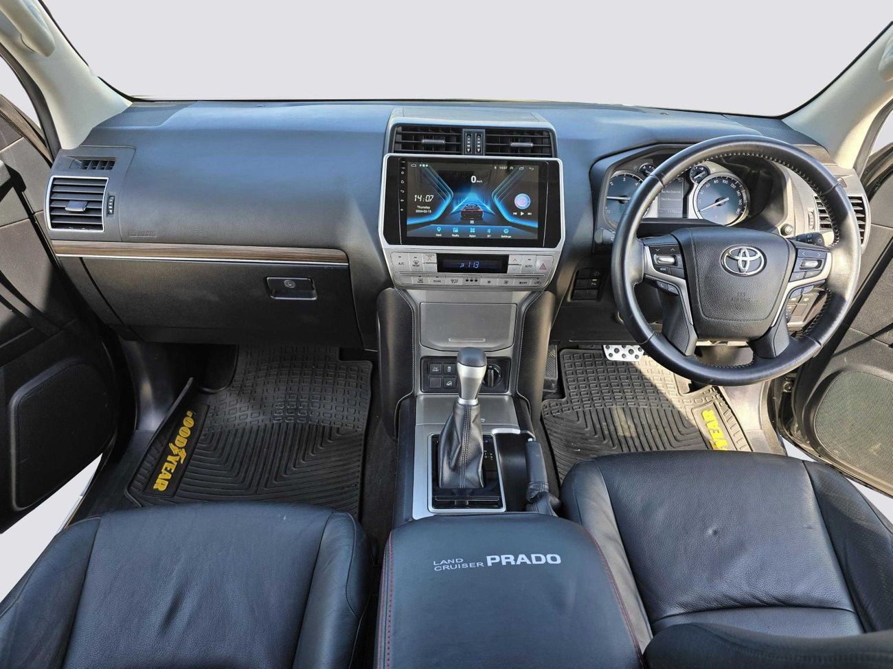 تويوتا برادو 4x4 Diesel Right Hand Drive ( Export Only)