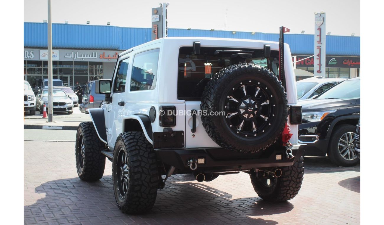 Jeep Wrangler Mountain Ranger LIFTED AND MODIFIED