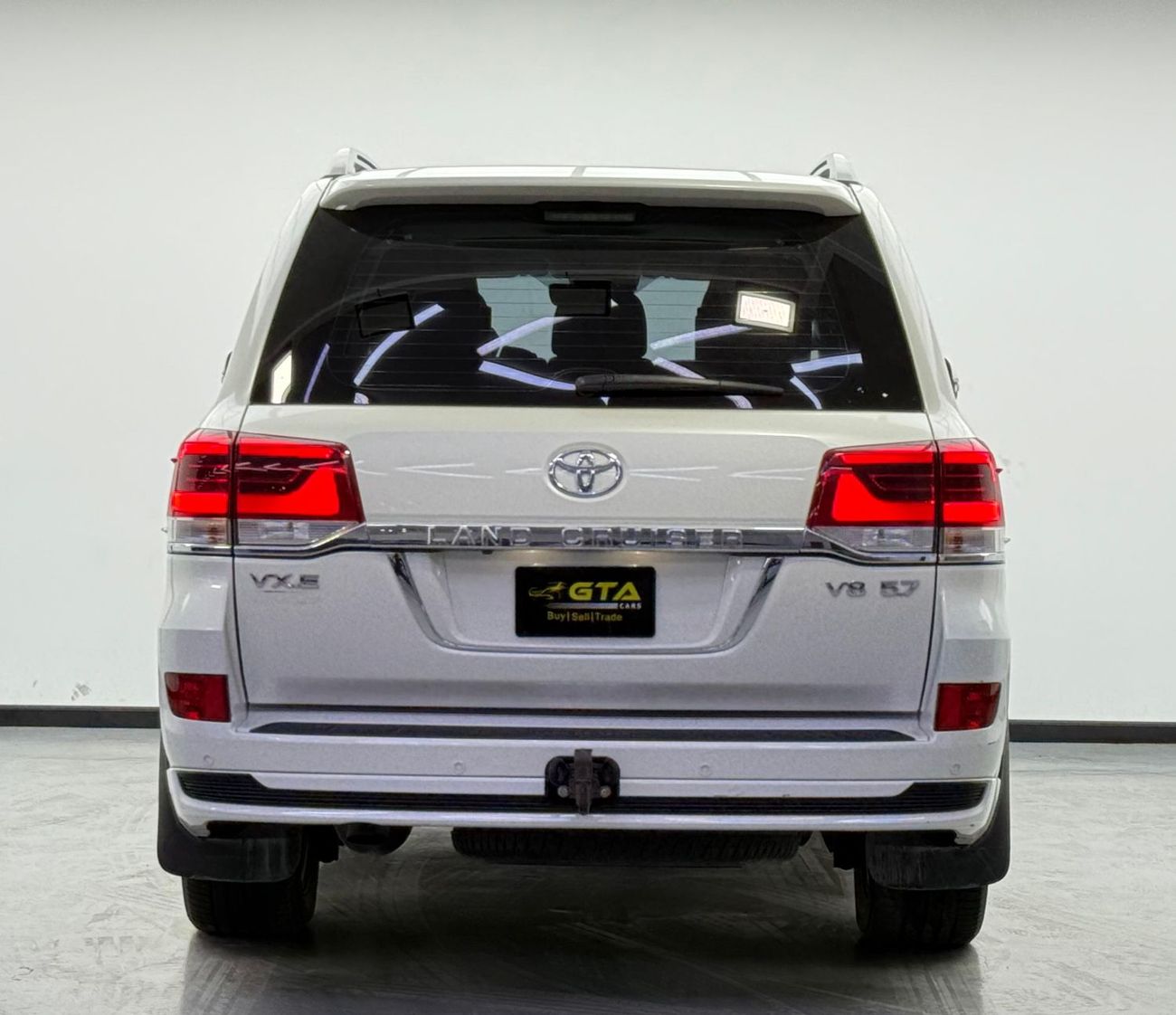 تويوتا لاند كروزر 2021 Toyota Land Cruiser VX-E V8, 1 Year Unlimited KM Warranty, Full Toyota Service History, GCC