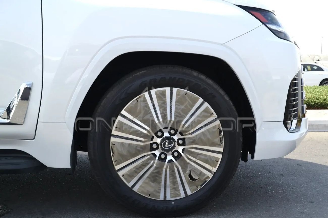 لكزس LX 700h Signature