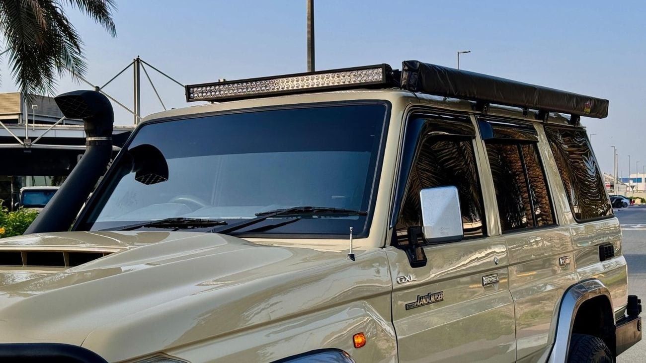 Toyota Land Cruiser 70 PREMIUM ROOF RACK WITH SIDE AWNING CAMPING TENT | 4.5L DIESEL ENGINE | MANUAL TRABSMISSION