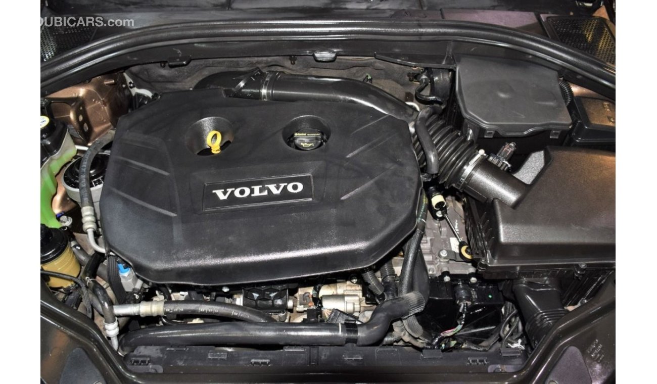 فولفو XC 60 ONLY 91,000KM! Volvo XC60 T5 ( 2014 Model! ) in Brown Color! GCC Specs