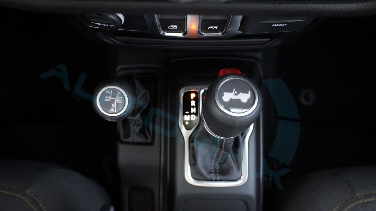 Jeep Wrangler (For Export , НА ЭКСПОРТ) Sport S 2.0T 4x4 2026 GCC Без пробега