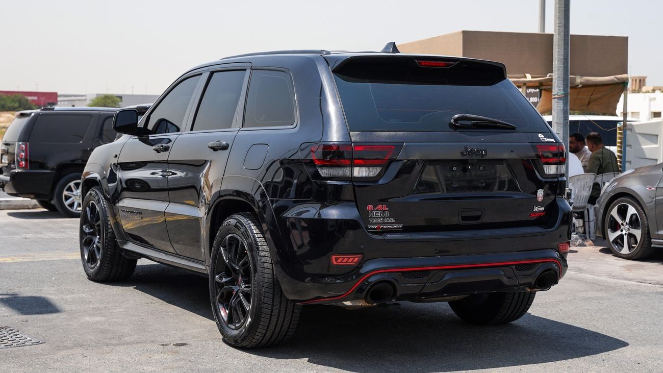 جيب جراند شيروكي SRT8