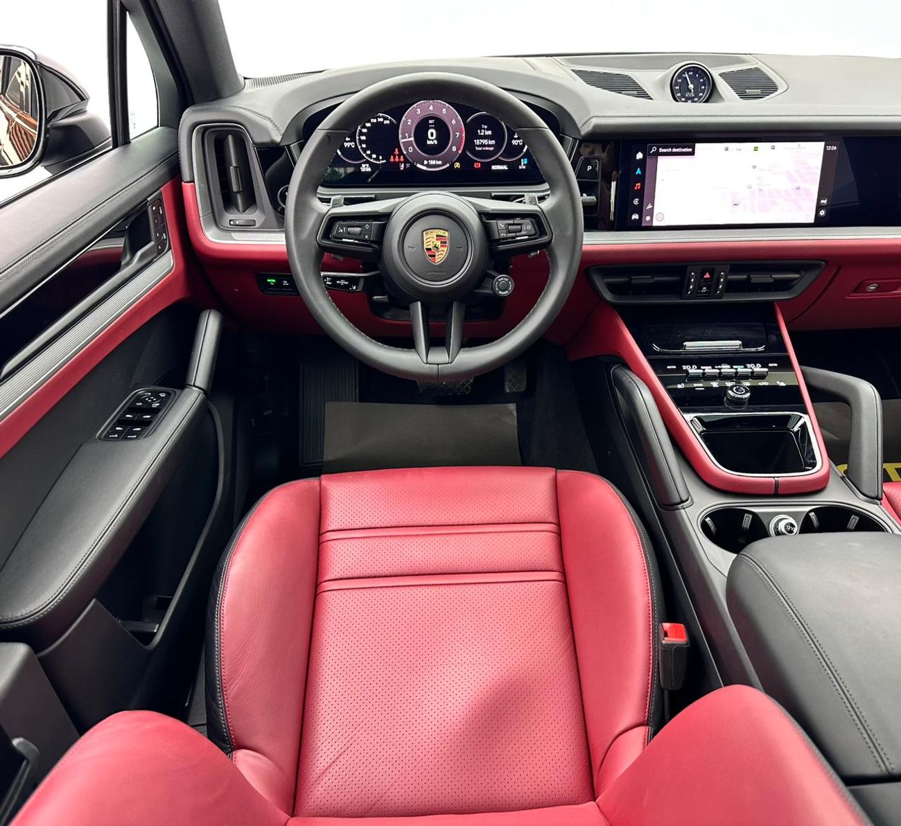 Porsche Cayenne Base Coupe 2025 Porsche Cayenne Coupe, Jan/2027 Porsche Warranty, Porsche Full Service History, GCC