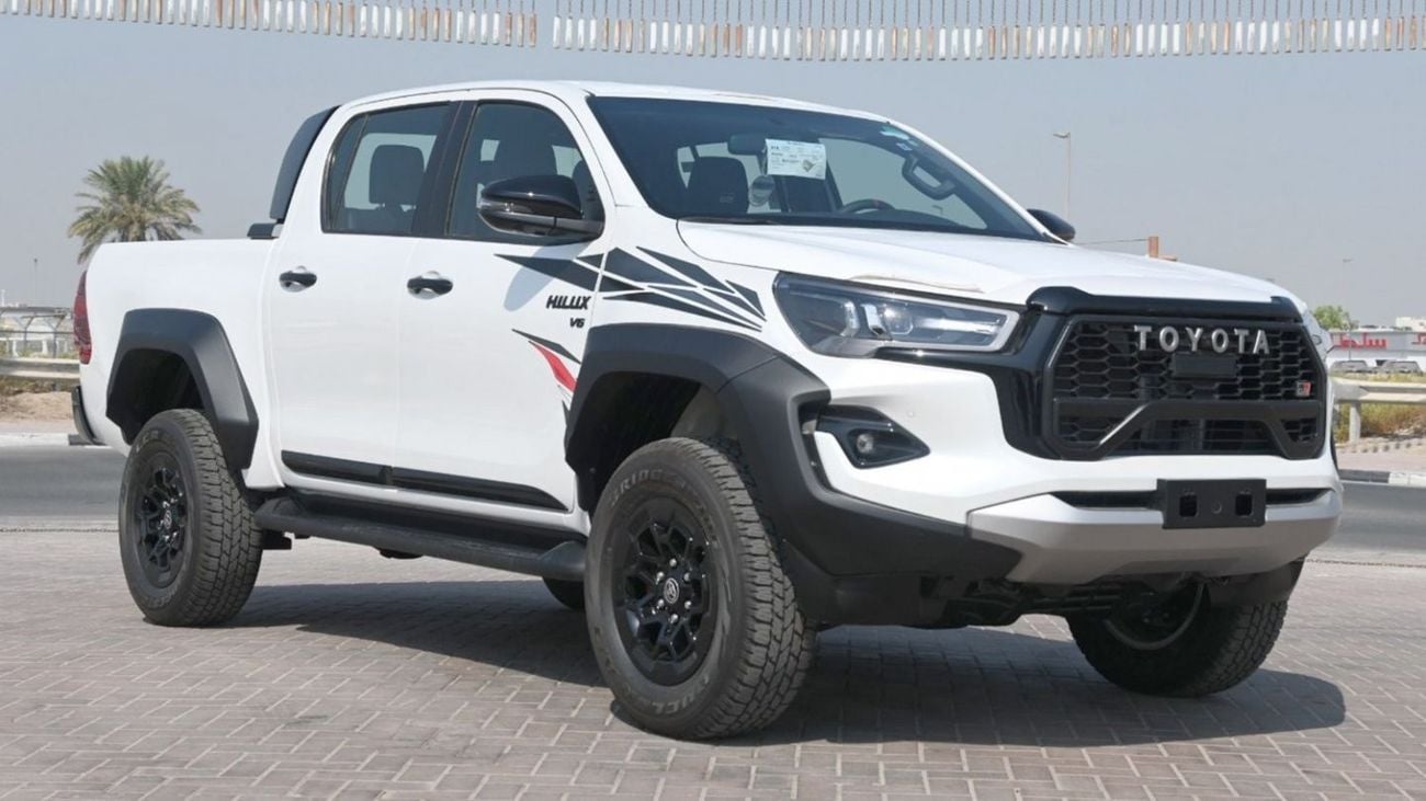 تويوتا هيلوكس 2024 Toyota Hilux GR Sport 4.0L Petrol