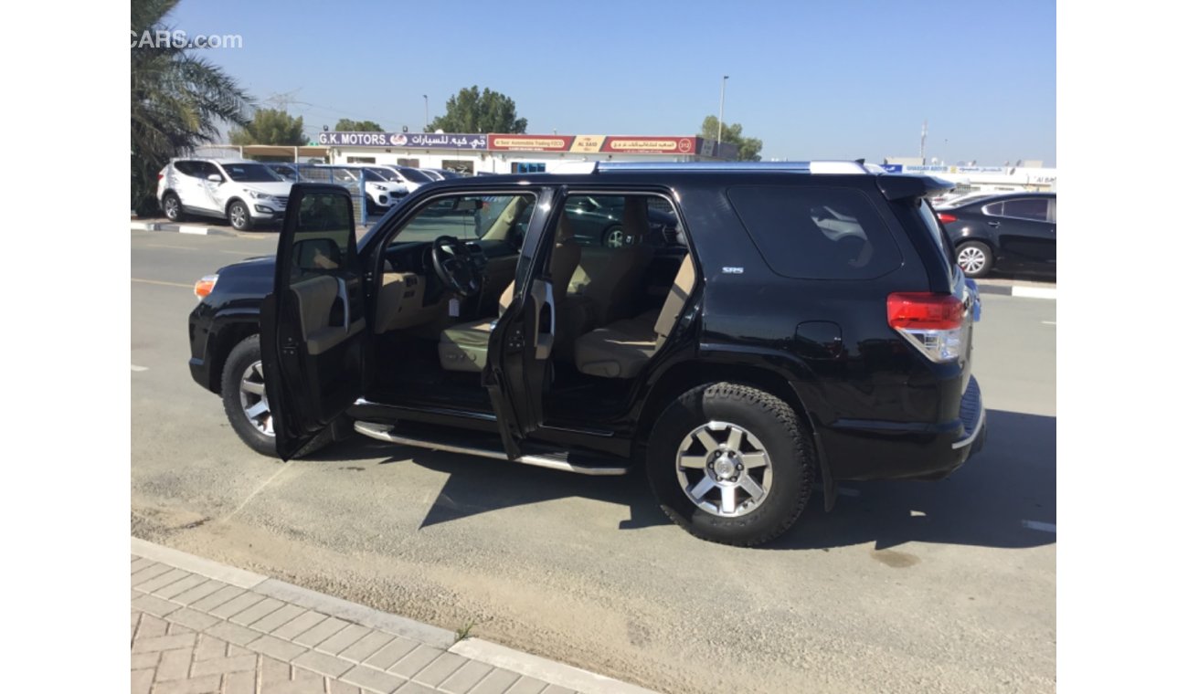 تويوتا 4Runner TOYOTA 4RUNNER 2013 BLACK 7 SEATER