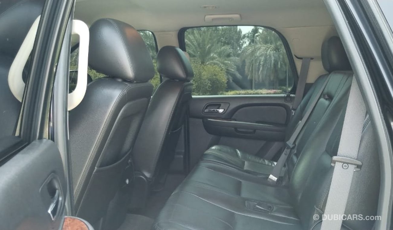 شيفروليه تاهو Chevrolet Tahoe Z71 2012 GCC V8 Perfect Condition - Single Owner - Accident Free