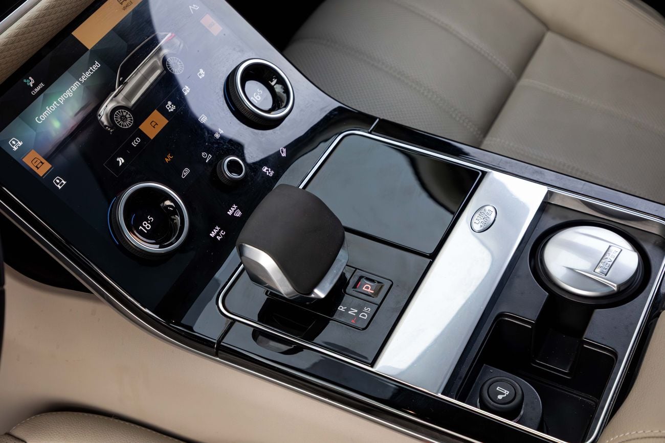 Land Rover Range Rover Velar  | 2,938 P.M | 0% Downpayment | Agency Maintained