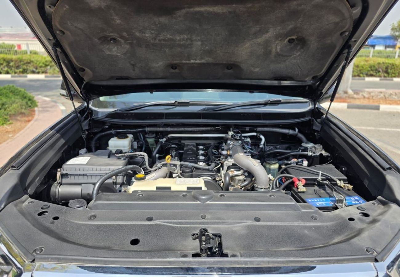 Toyota Prado 4WD - 3.0 Diesel Engine - MT