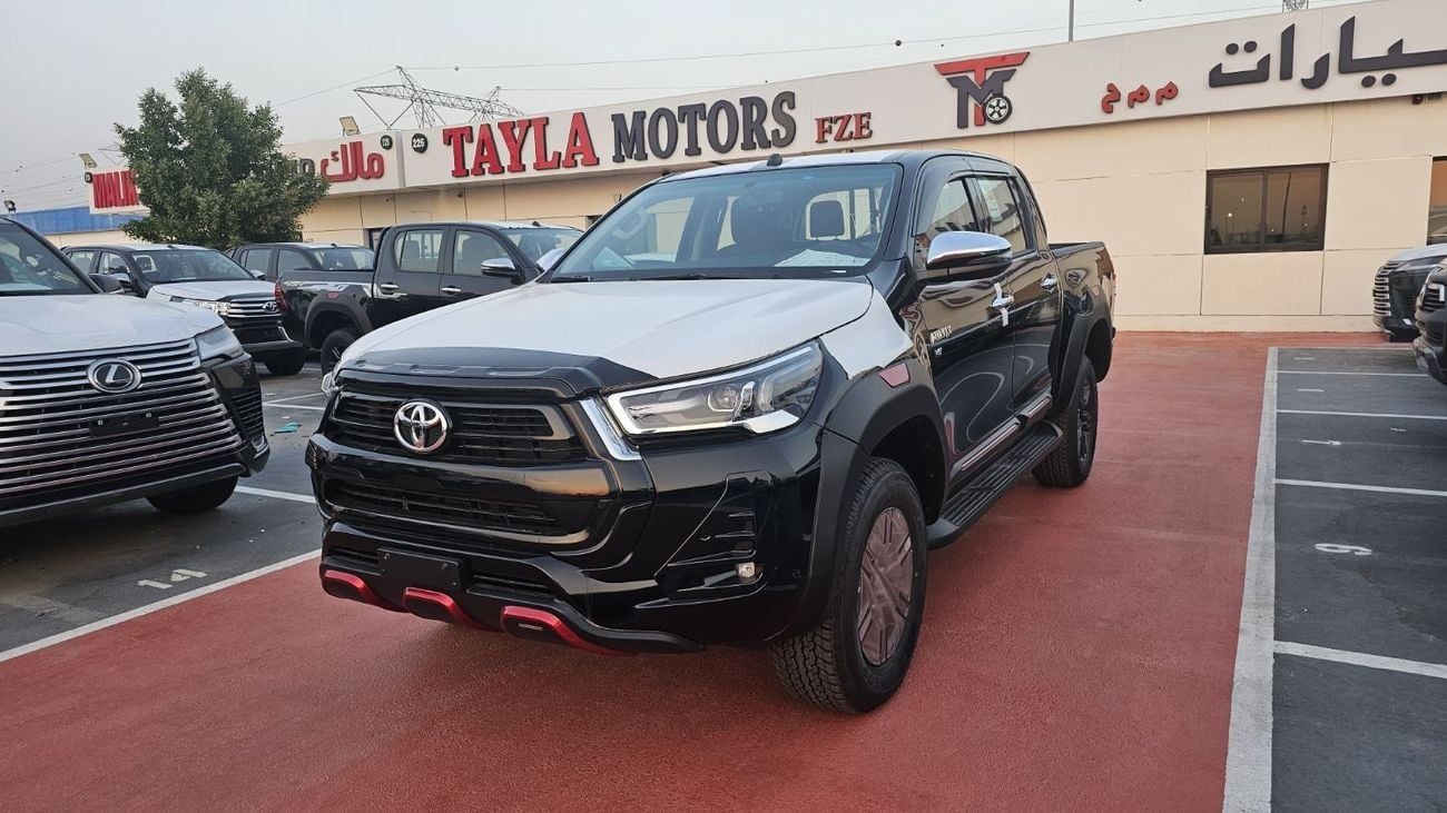 تويوتا هيلوكس TOYOTA HILUX 4.0 FENDER BLACK 2025