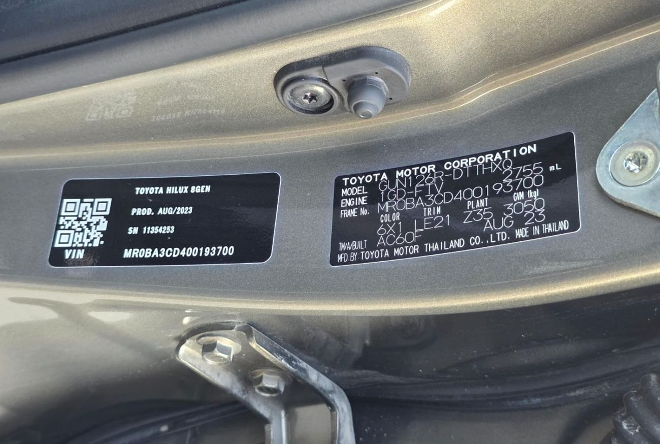 Toyota Hilux DIESEL HILUX ROGUE ,2.8L ,RIGHT HAND HAND DRIVE ,AUTO TRANSMISSION