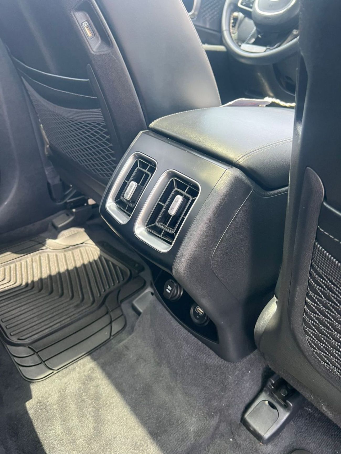 كيا سورينتو 2021 Kia Sorento S Class – 2.5L – Full Option – Panoramic Roof – 7 Seater – Full Option