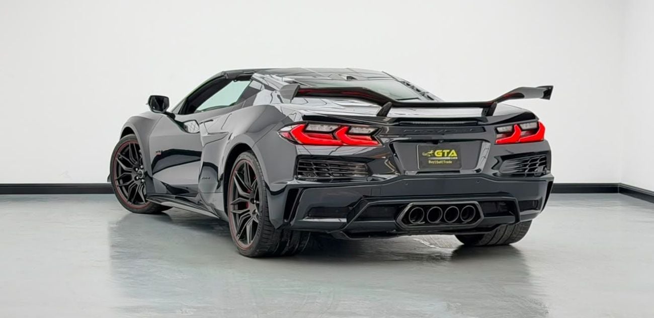 Chevrolet Corvette Z06 3LZ 2023 Chevrolet Corvette 3LZ 70th Anniversary Edition, Z07 Performance Pack, 1 Year Warranty, GCC