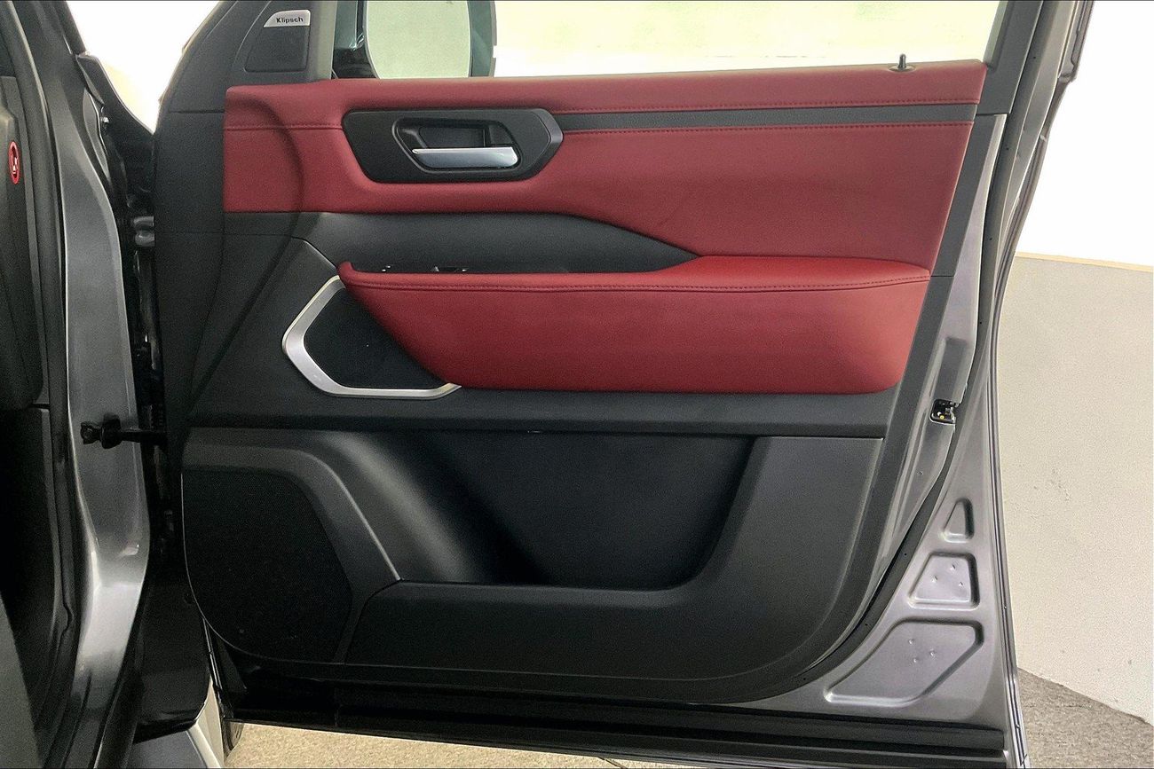 نيسان باترول SE Platinum City | شامل الضمان | 0 ﺪﻔﻋﺓ ﺃﻮﻟﻯ