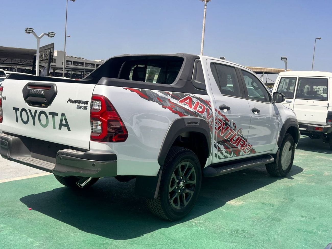 تويوتا هيلوكس ADV 4.0L