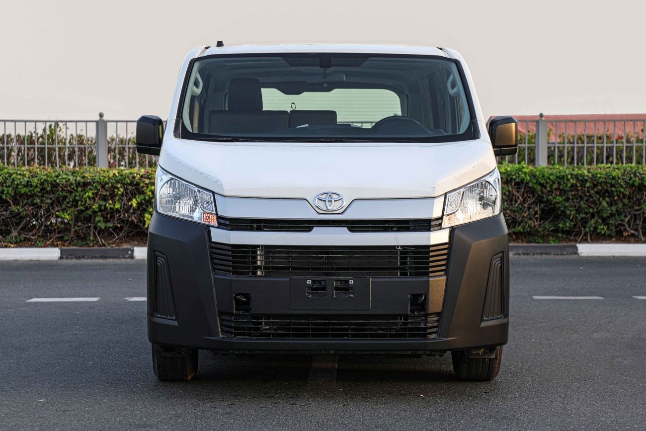 Toyota Hiace 2023 Toyota Hiace 3.5 DV P SDR - White inside Grey